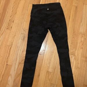 Lululemon Camo Black Align Leggings Size 6